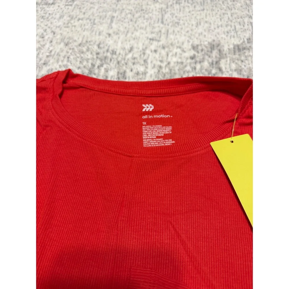 All‎ in Motion Women Red Long Sleeve Twist Front Athletic Top Size 1X